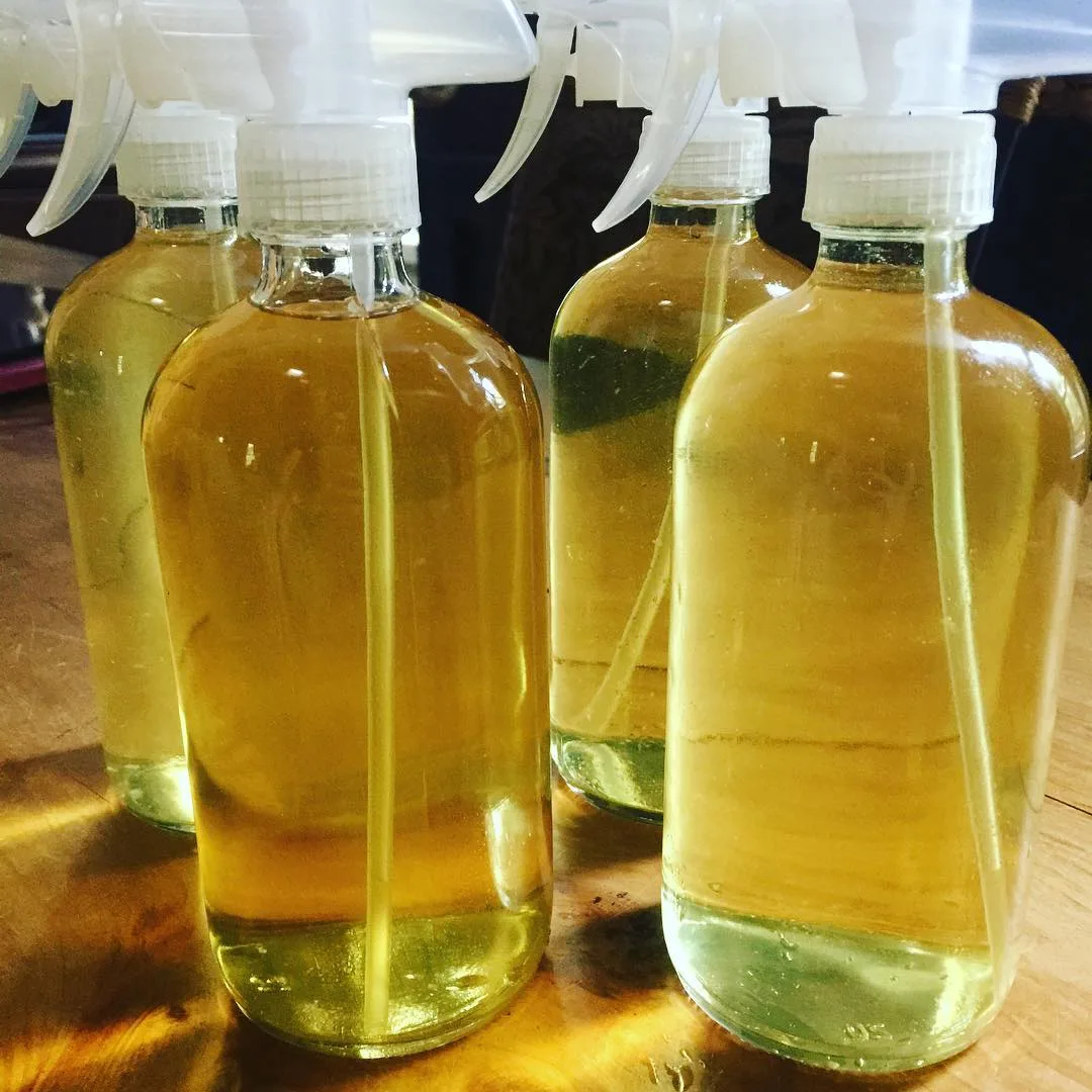 eco friendly lemon cleaners