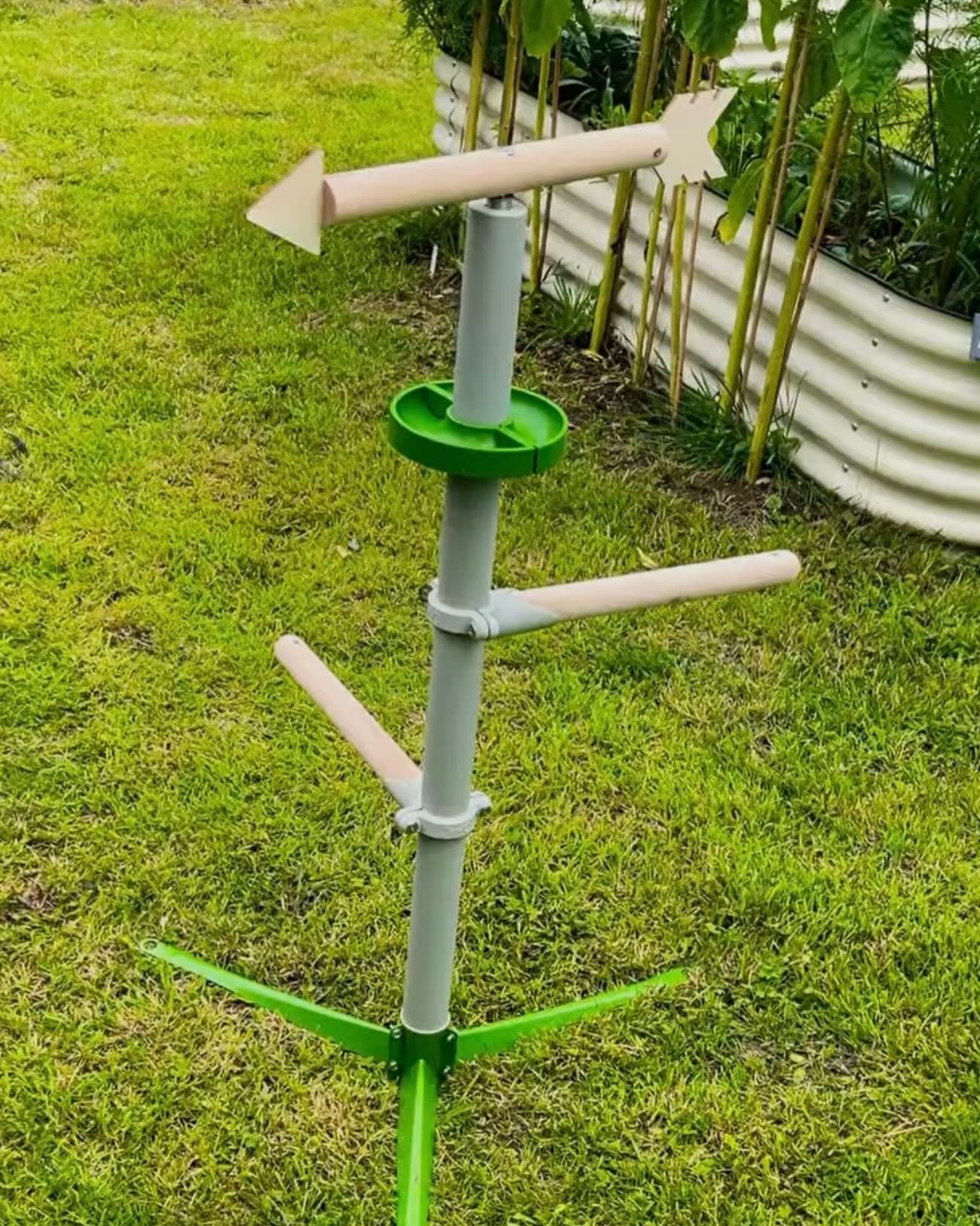 Freestanding Roost