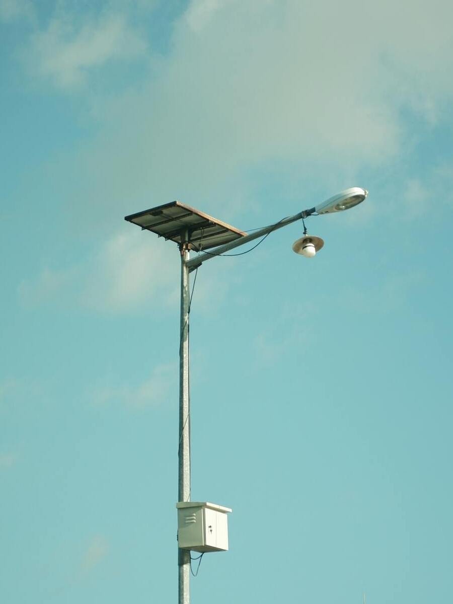 solar-powered-light