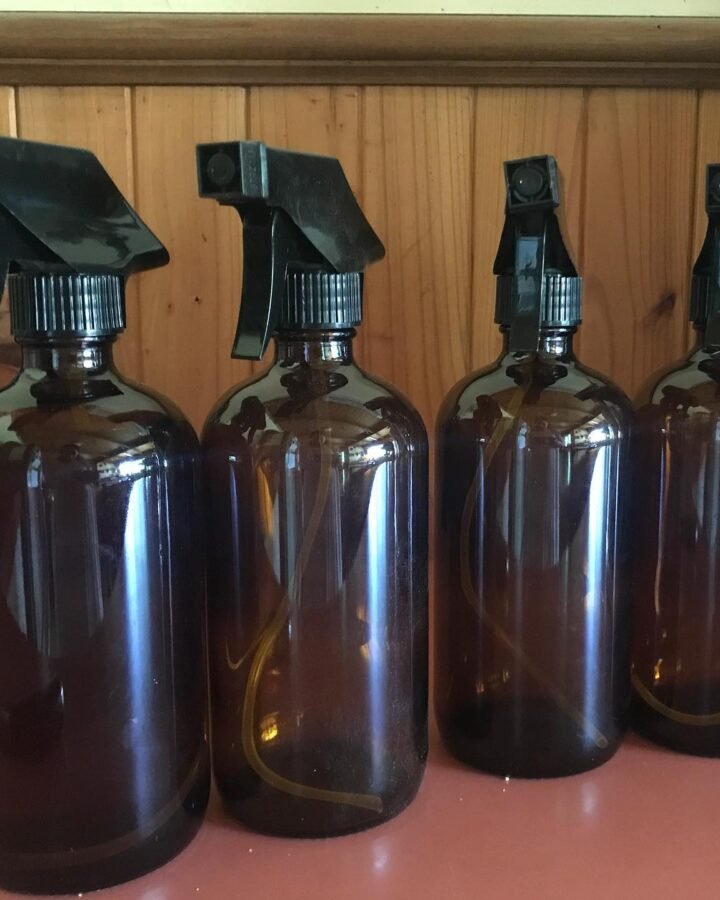 diy homemade cleaning spray bottles